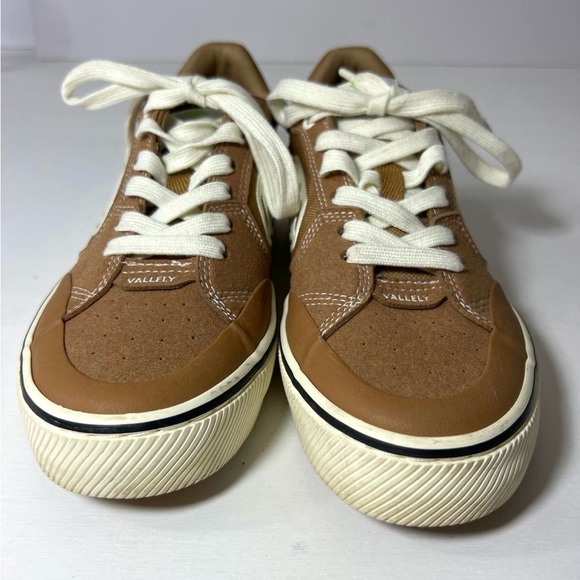 Cariuma VALLELY Skate Camel Suede  Cordura Ivory Logo Sneaker Womens 7.5 /Mens 6 - Picture 3 of 9